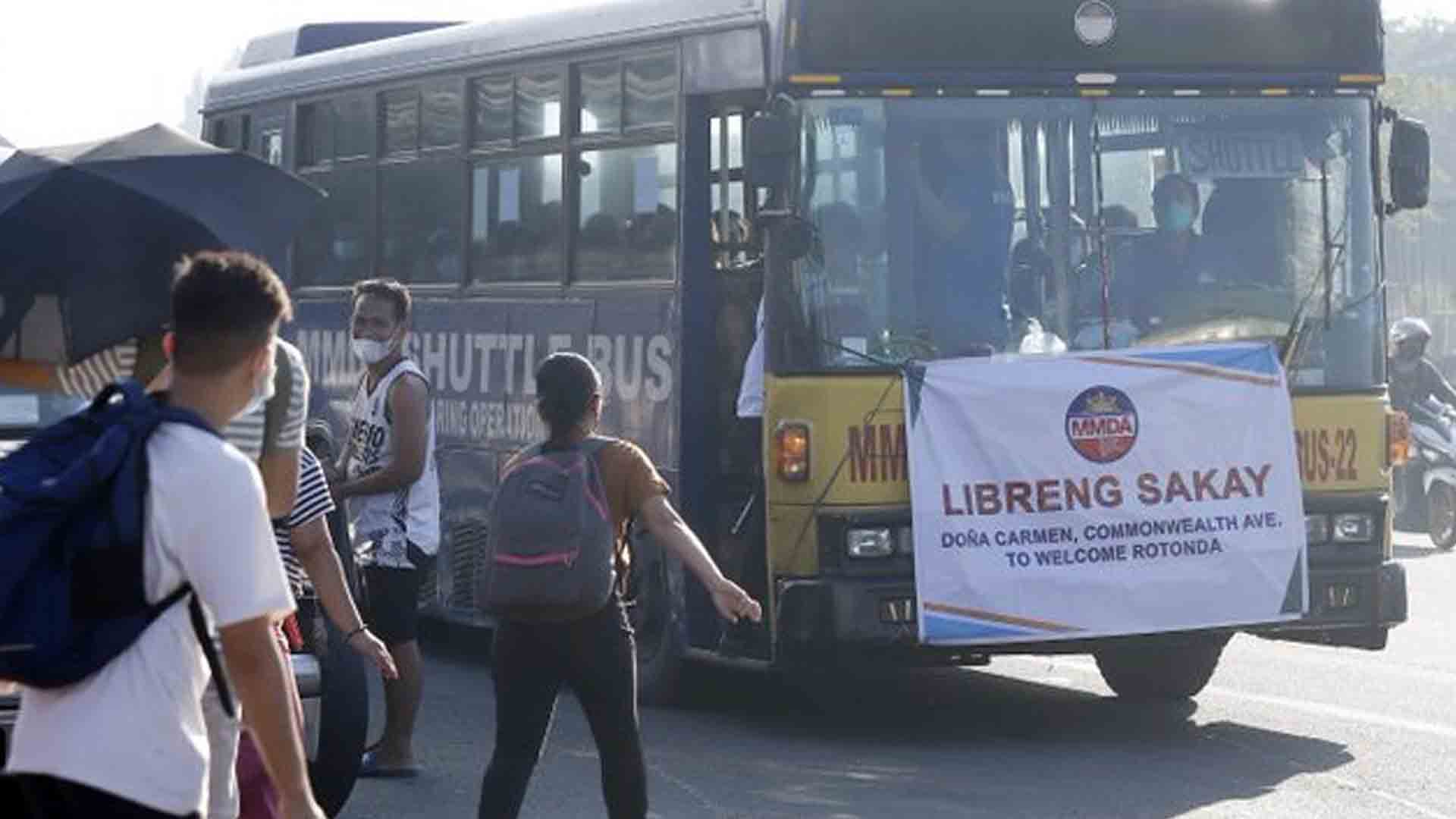 MMDA Deploys Buses, Trucks For ‘Libreng Sakay’ Along Commonwealth | PAGEONE