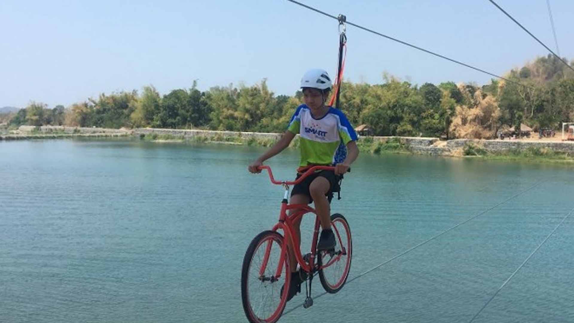 20230115-PAGEONE-Bike-zipline.jpg