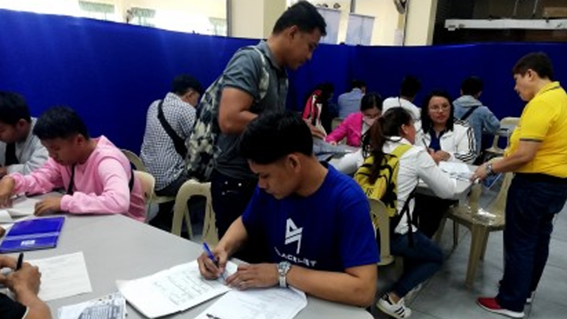 2K Vacancies Up For Grabs In Benguet Job Fair - PAGEONE