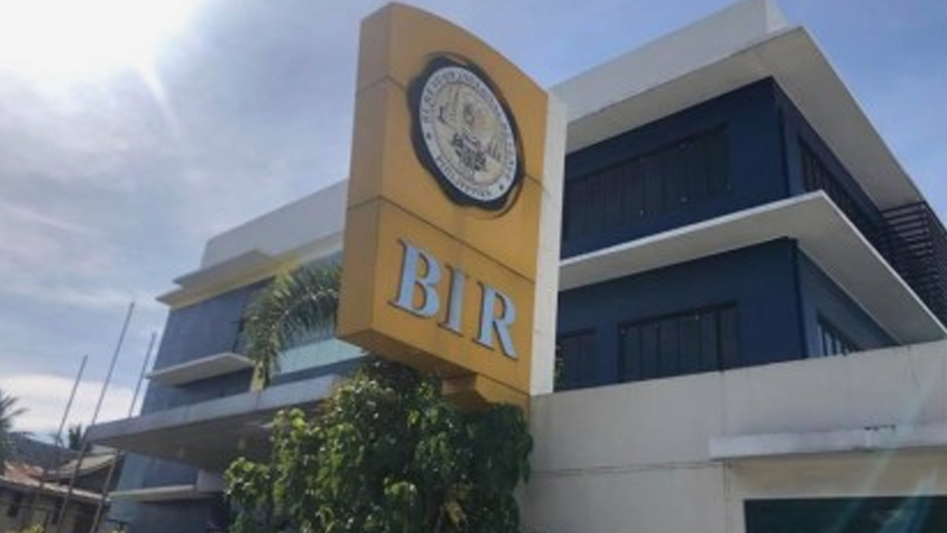 Bureau Of Internal Revenue Exempts Additional Medicines From VAT - PAGEONE